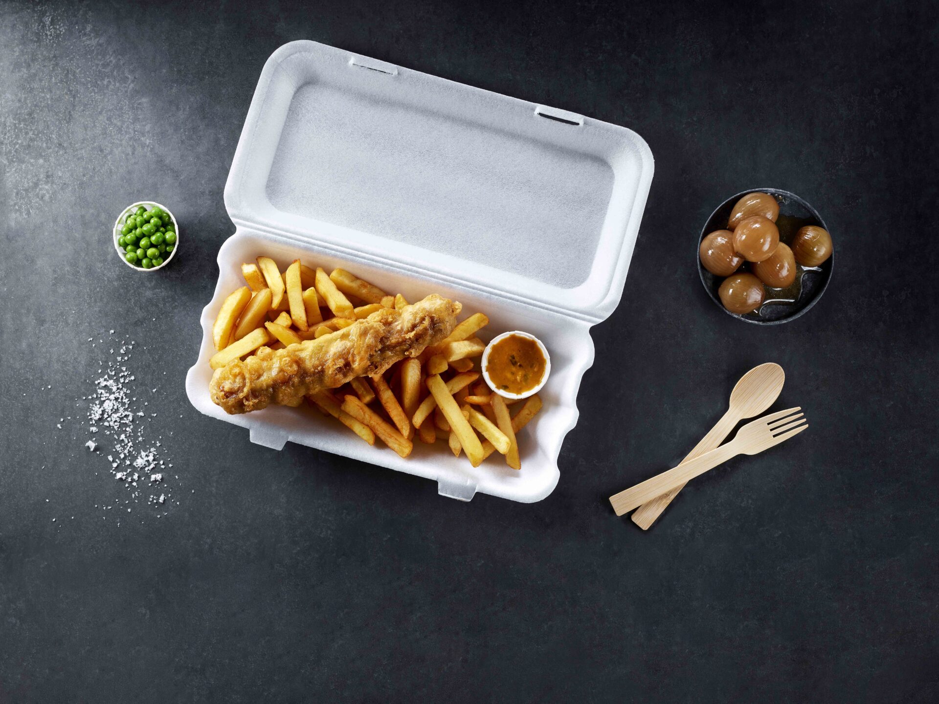 Food to go EPP Infinity IP1 Jumbo Sausage Chips and Curry Sauce Wide