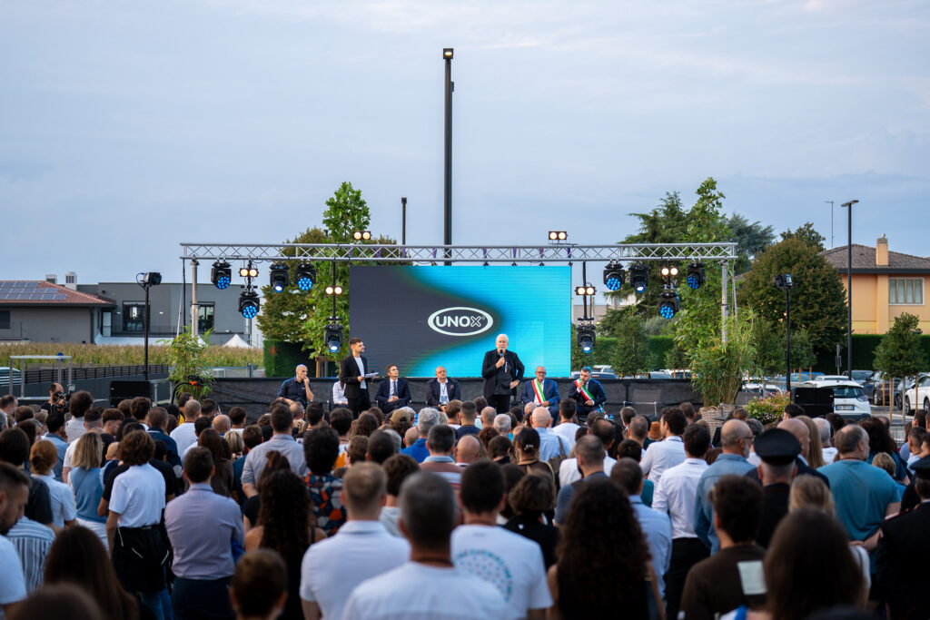 Unox City Launch Mid 3