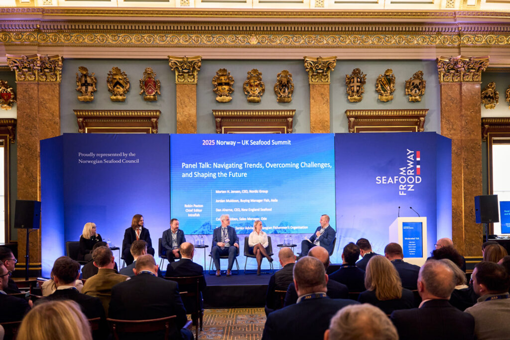 EV NSCSummit25 25Feb25G1020133 GB127